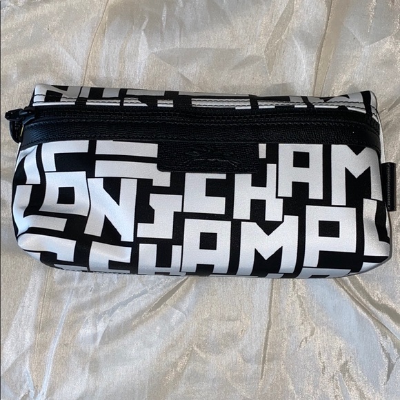 longchamp lgp pouch